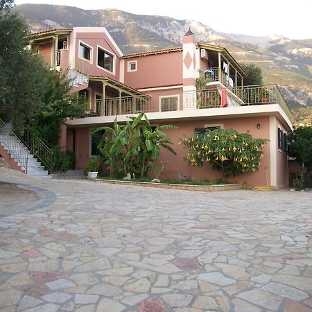 Ramona Lourdata (Kefalonia) Exterior foto