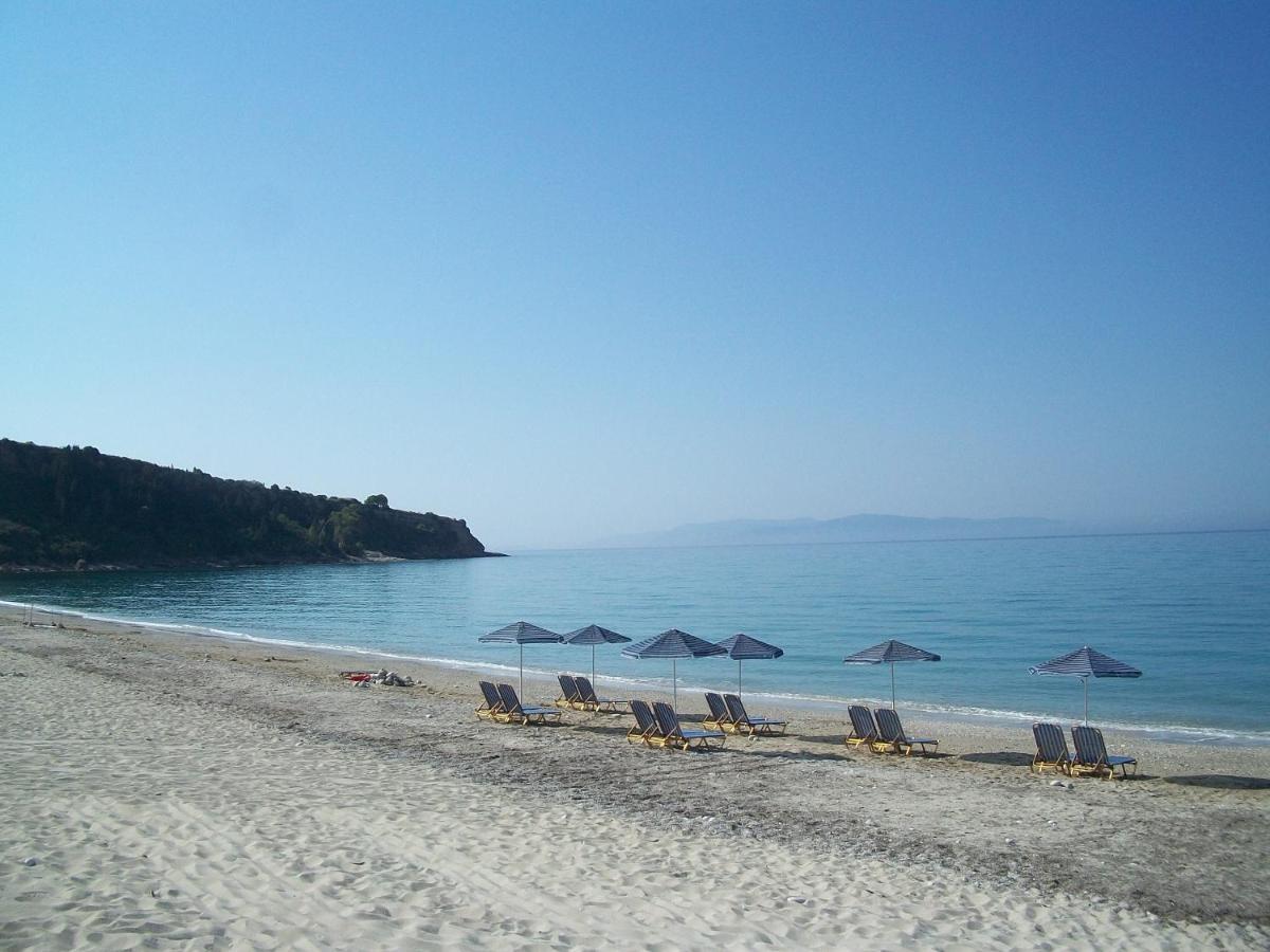 Ramona Lourdata (Kefalonia) Exterior foto